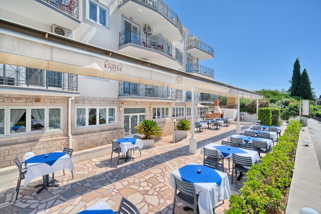 Hotel Aqua - Guest Rooms & Suites Kaštela Buitenkant foto