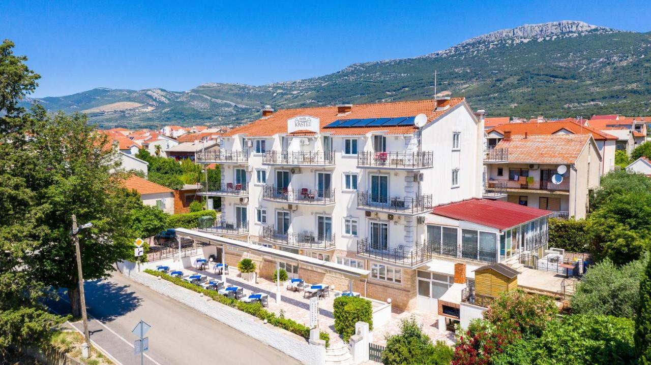 Hotel Aqua - Guest Rooms & Suites Kaštela Buitenkant foto